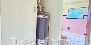 2831 E Adams Street Gallery 3