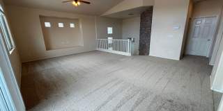 GREAT 2 STORY HOME W/ POOL & SPA Gallery 9