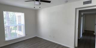 899 Riverside Drive Gallery 24