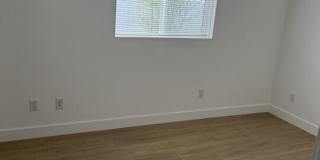227 N Park View St Gallery 10