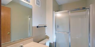 Beautiful 3 bedroom + Den, 2 Bathroom, 3 car garage single family home. MUST SEE! Gallery 24