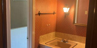 Single Family 4 BR 3.5 BA 0.7 Acres Water Front Gallery 39
