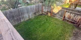 4 Bedroom, 2 Bathroom Duplex - Pet Friendly Gallery 40