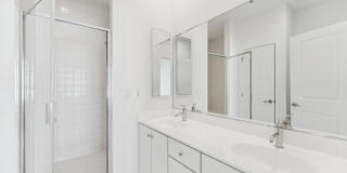 4410 LONGFELLOW Street Gallery 21