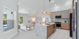 1132 NE 3rd Avenue Gallery 28