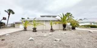 Gorgeous furnished waterfront home for rent on Okaloosa Island! Gallery 1