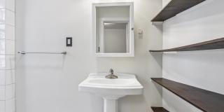 1660 N Marshall St Gallery 16