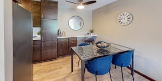 Shoreview Grand Gallery 4