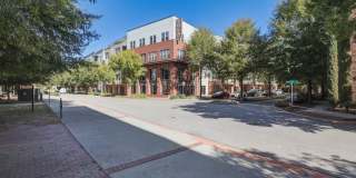 Sola Station Canalside Apartments Gallery 20