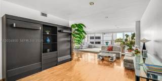 4925 Collins Ave Gallery 20