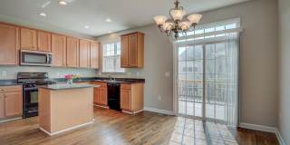 42451 MAGELLAN Square Gallery 17