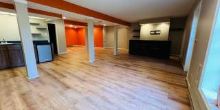 4 Bedroom, 4 Bath Townhouse Gallery 21