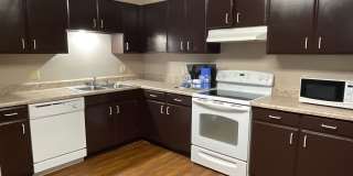Bristol Square Apartments Gallery 75