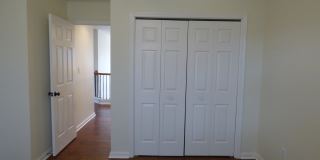 LOVELY HOME in Hamburg; Renovated, Garage, Many Upgrades! Gallery 41