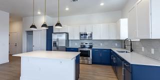 Jasper at Victory Ridge Gallery 16