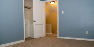 AVAILABLE JULY 1ST!! DON'T MISS this FANTASTIC home in a PRIME LOCATION! Gallery 16