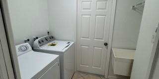 3BR/2BA Single Family House Available Gallery 28