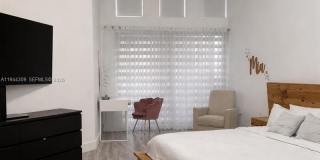 3038 Marion Ave Gallery 21