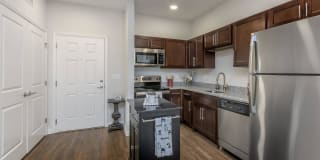 Riverstone Apartments at Long Shoals Gallery 7