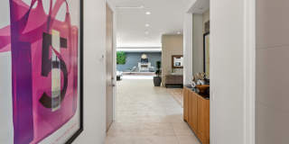 623 N Edinburgh Ave Gallery 16