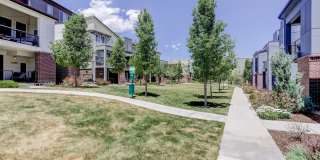 Two Bedroom, Two and a half bath! With Garage, Courtyard View, Stainless Appliances, Great Location! (Colony) Gallery 4