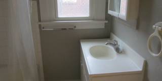 NICE Duplex for Rent close to Midtown and the Plaza District 2-bed & 1-bed available Gallery 11