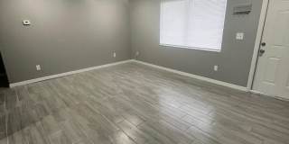 ** COMPLETELY REMODELD UNFURNISHED 2/1 DUPLEX AVAILABLE FOR MOVE-IN NOW  2024  ** ONE SMALL DOG FRIENDLY ** Gallery 5