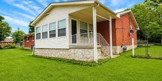 2307 Bellevue Court Gallery 26