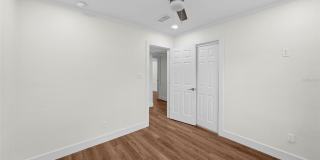 402 ERIE Avenue Gallery 46