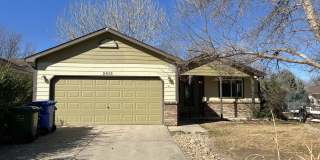 Spacious 3BR Home with Garage in Great Loveland Location Gallery 1