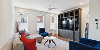 325 WRIGHT Street Gallery 4