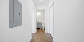 100 North Gallery 16