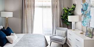 Avalon Great Neck Gallery 12