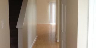 69 YELLOWWOOD Court Gallery 3