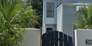 Updated Glynn Haven Rental Gallery 1