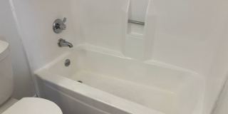 $3,295! Charming 2-Bed, 2-Bath Corner Unit in Gated Culver City Community! Gallery 18