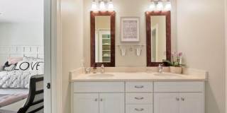 Luxury Living in Minnetonka – 6BR Home in Prime  Location Gallery 30