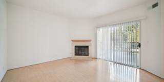 Spacious Townhome Located in the Highly Desirable Shadow Ridge Community of Oak Park Gallery 30