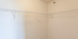 Platinum Valley Apartments Gallery 36