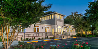 Peninsula Grove Apartments at Town Center Gallery 15