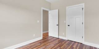 136 Macdonald Boulevard Gallery 27