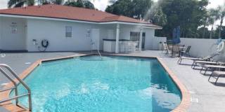 6760 North Pine Island Road Gallery 3