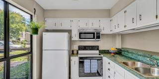 7311 Maple Court Roanoke VA 24018 - 3 Bedroom 2.5 Bath in Wood Crossing Gallery 5