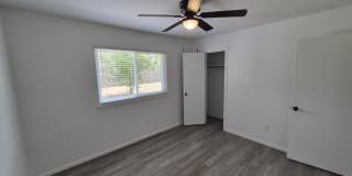4815 8th Street Gallery 22
