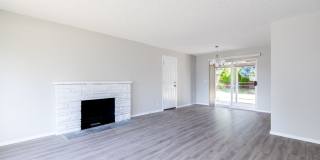 3 Bedroom Rambler Situated on a Large Lot with Mature Landscaping! Gallery 3