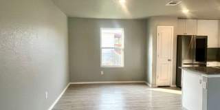 Charming 3-Bed Retreat with Open Living & Private Primary Suite in San Antonio Gallery 6