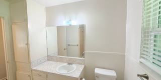 Just updated 3/2 home on a quiet street in desirable north Austin! Gallery 25