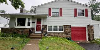 Stunning 4-Bedroom Home Nestled in Glenside. Available NOW! Gallery 1