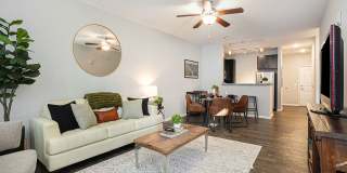 Knapps Corner Flats Gallery 16