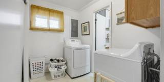 1114 E Goldspur Drive Gallery 16